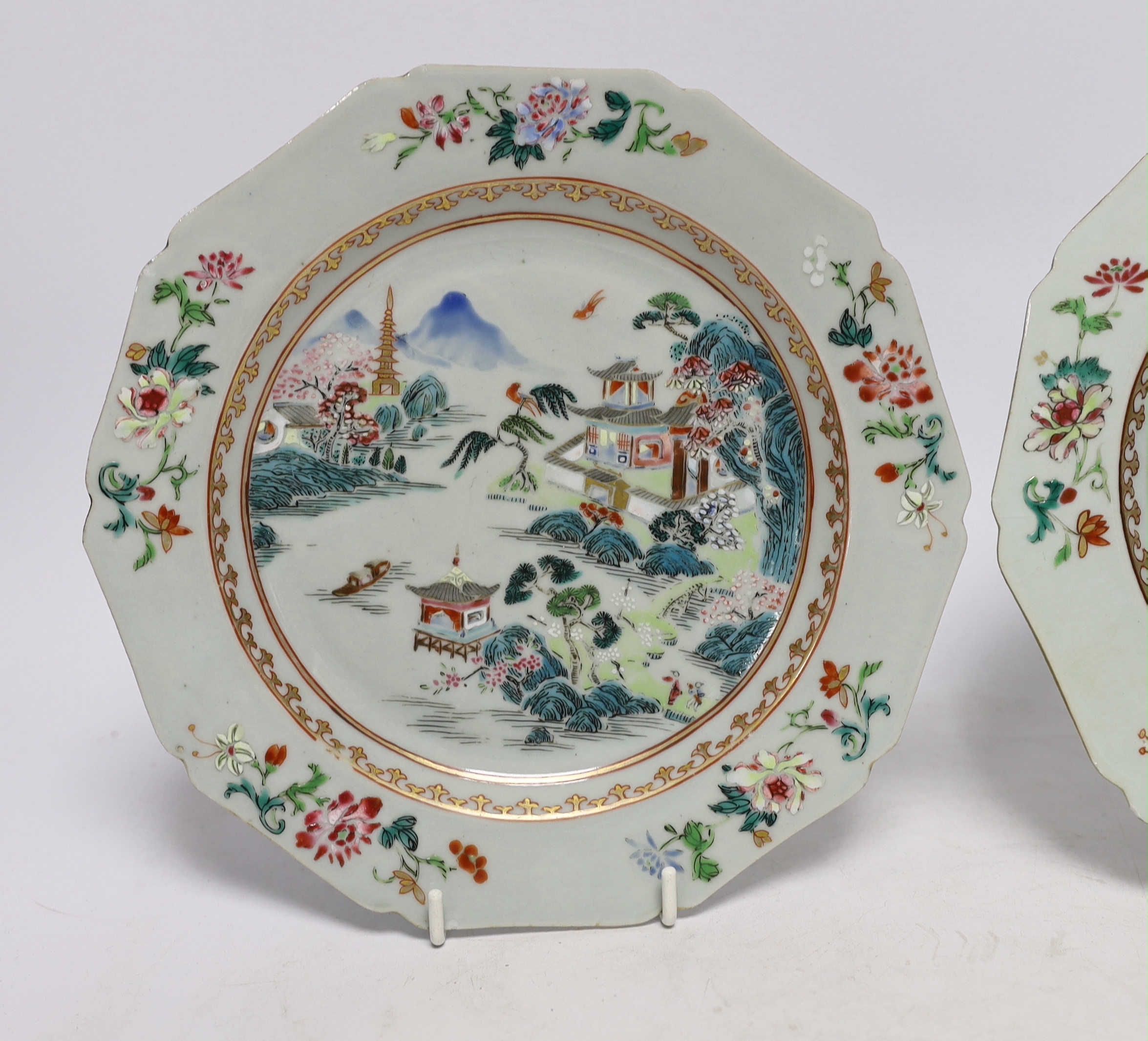 A pair of Chinese porcelain famille rose octagonal plates, Qianlong period, 23cm diameter